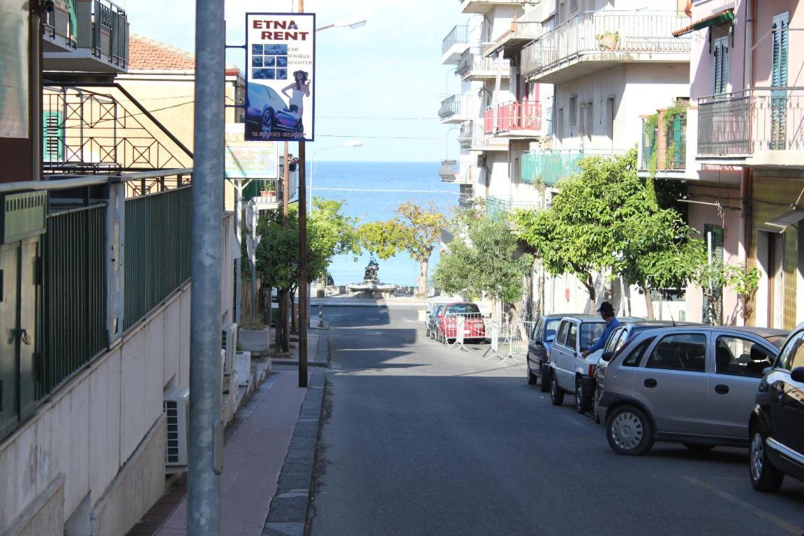 Monovano Di Schiso Giardini-Naxos Extérieur photo